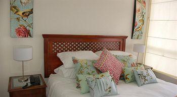 Homey Hotel